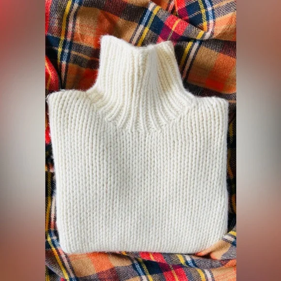 Nicole Farhi Vintage Angora Sweater Medium - Picture 2 of 7